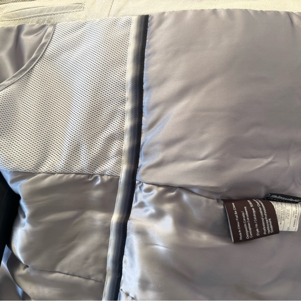 Vintage Danier Cream Leather Jacket - Picture 5 of 5